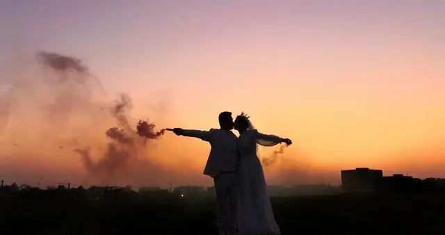 夫妻之间很奇怪, 离得太近看到的都是缺点, 这就是中国式夫妻