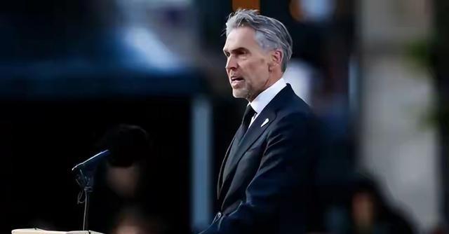 荷兰“刑期”已到！从李成钢口中我们可以了解到，刚刚结束在吉隆坡的中美经贸会谈