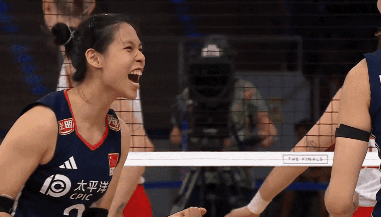 我们中国女排输得好憋屈啊，赵勇教练今天怎么这么轴呢？换人不及时，暂停不及时！为什