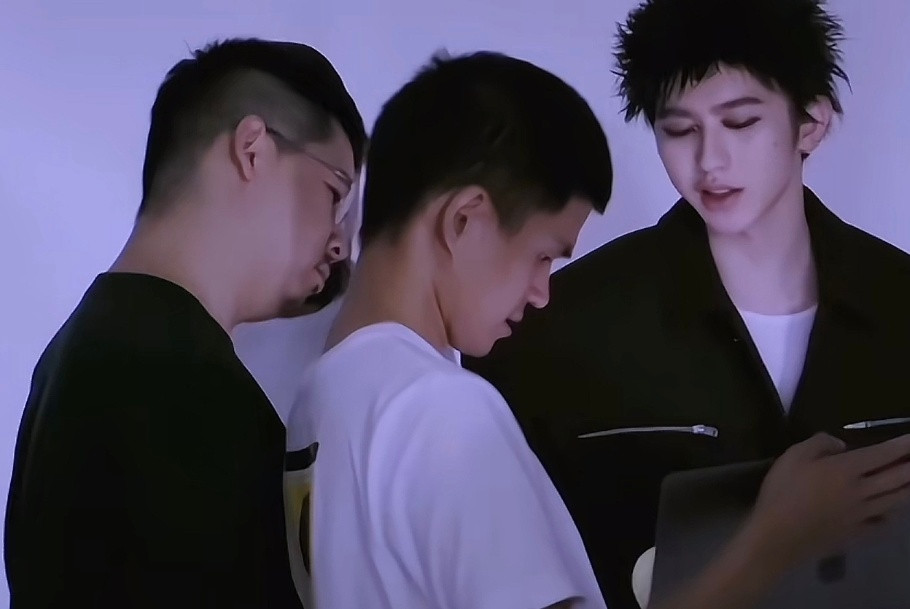 脑袋真的好小