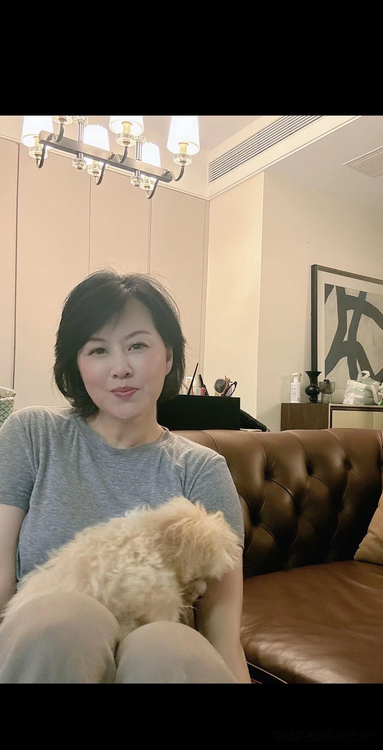 今天我在网上看到一句话把我笑的不行我拿来分享给大家一男的找了一个二婚女人