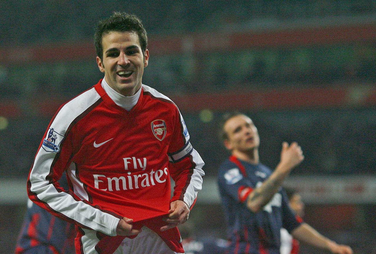 因为温格，所以阿森纳是当时欧洲最华丽的足球，因为温格，所以有亨利，维埃拉，阿什利