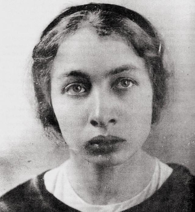 1918年，列宁遭遇刺杀，女刺客卡普兰对着他连开了三枪，很快杀手便被抓捕，而她的
