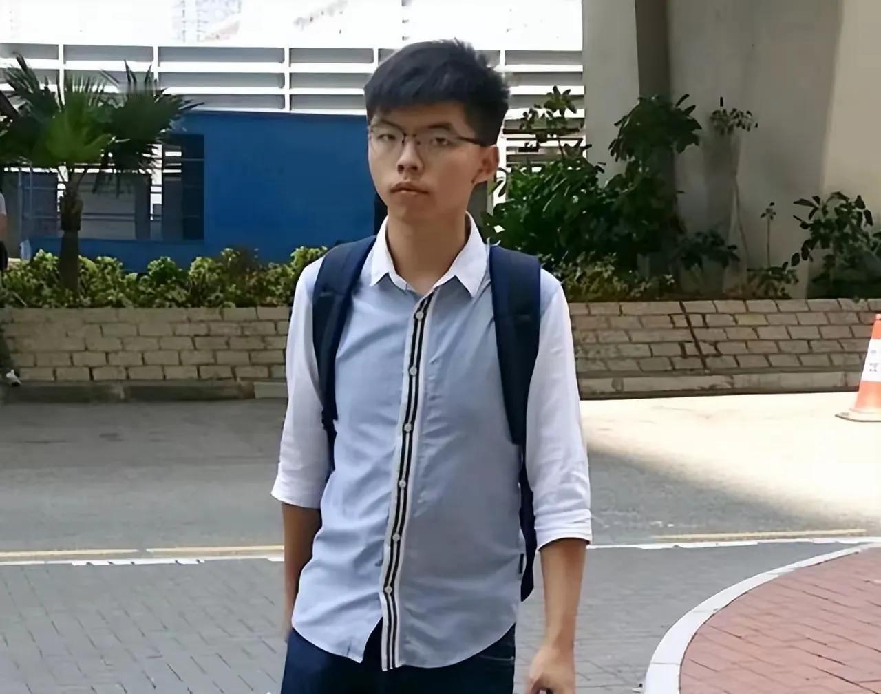 黄之锋狱中再次被拘捕，赖清德瑟瑟发抖！“港独”骨干之一的黄之锋没有想到，自己正