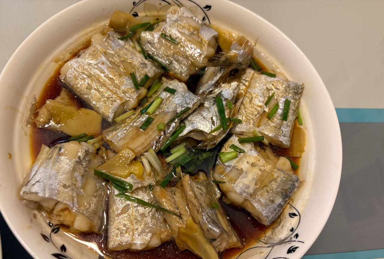 老公掌勺的日子，我天天要吃米饭，真长胖了。现在下班老公到家比我早，轮到他做饭。