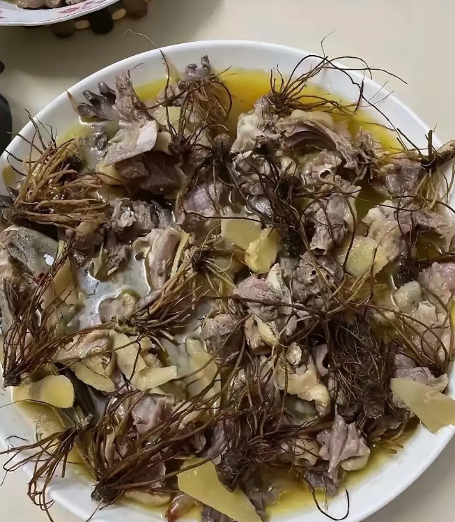 这是是哪里的美食，太好吃了，谁知道叫什么？