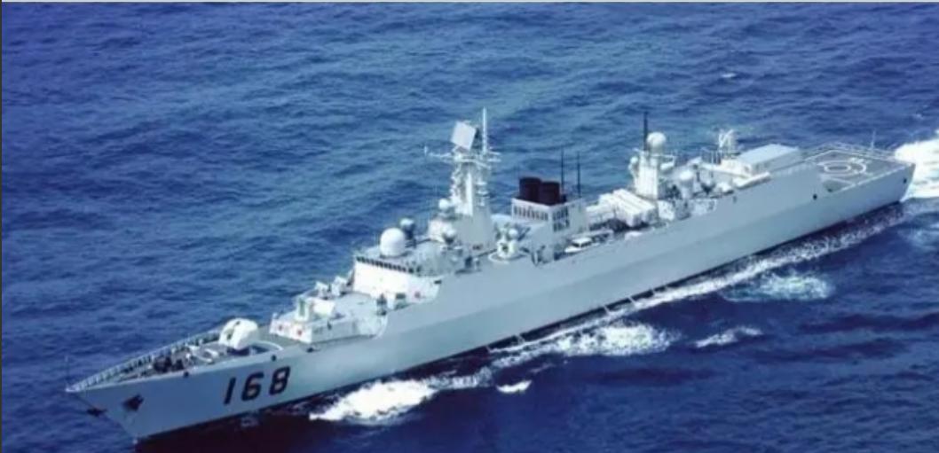 美国要求中国，停止扩军。有一位美国上将向中国发出公开呼吁，要求中国停止扩军，理由