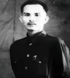 1959年，解放海南的大功臣符振中要转业，韩先楚知道后，连忙劝阻：“你这种人才不