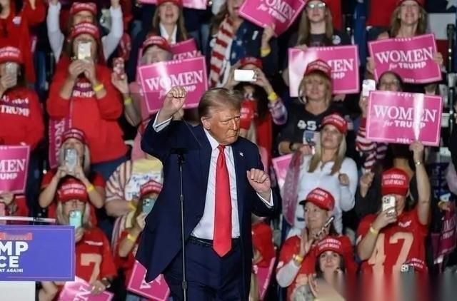 美国中期选举是什么？简单说：美国中期选举，就是总统干到一半时，全国举行的一次“期