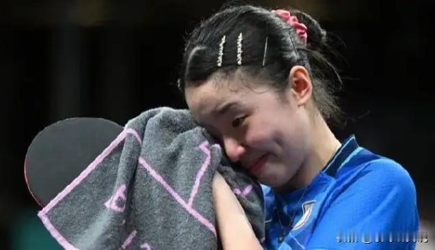 五天内三次战胜张本美和，张本智和只能在看台上翻白眼！张本美和在上次伦敦世乒赛