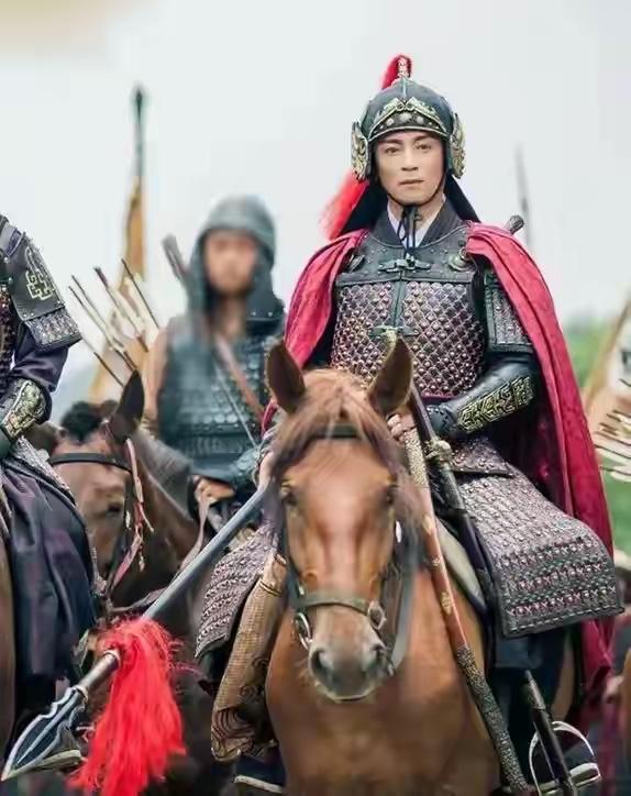 李定国为什么打不过尚可喜？主要是李晋王本身的能力比较有限。和他大哥相比，