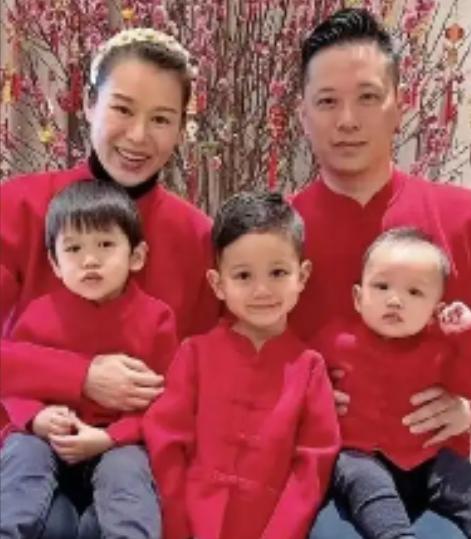 2021年，再度怀上宝宝的胡杏儿满心忐忑，轻声询问丈夫李乘德：“万一这一胎依旧是