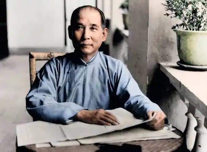 为什么民国允许海外华侨成为一员？ 这不是心血来潮，是孙中山带头兑现“华侨是革