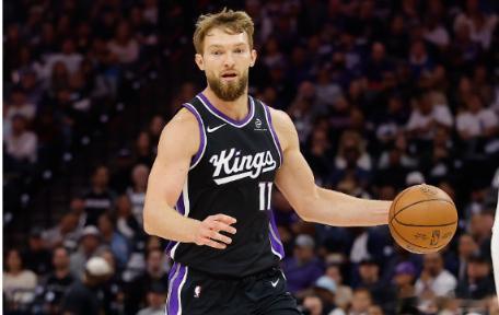 国王对火箭伤病报告：蒙克大概率出战，萨博尼斯继续缺阵12月3日讯明日，NBA常