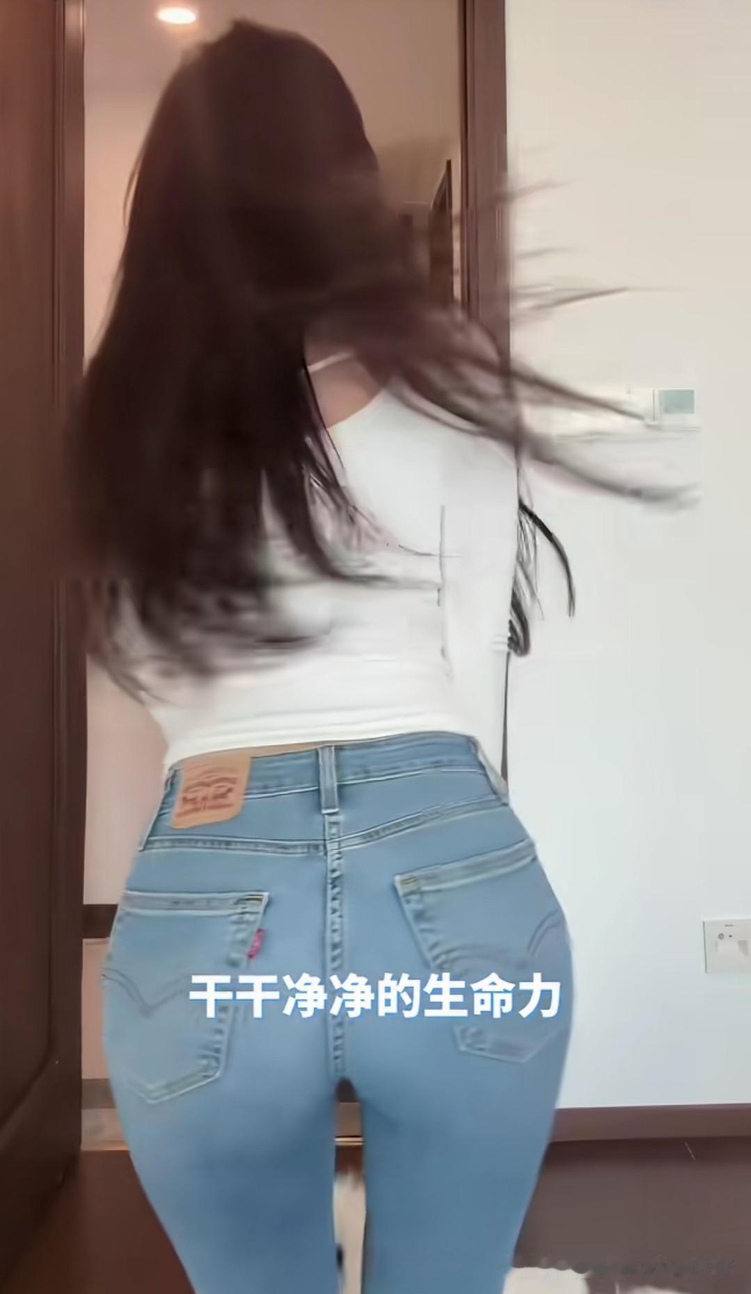 人与人相处贵在走心，强求换不来长久陪伴。真心要留给懂得珍惜的人，单方面付出终会耗
