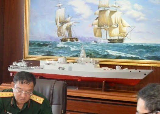 越南国防部高调展示3000吨级新舰模型，四面相控阵雷达与垂直发射系统来源成最大悬