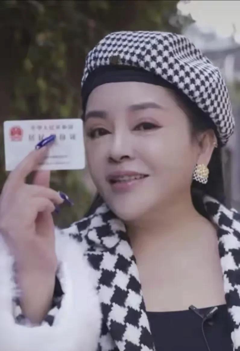 好人薄命，坏人长寿，天道不公啊2025年8月19日凌晨，台湾著名歌手千百惠因疾