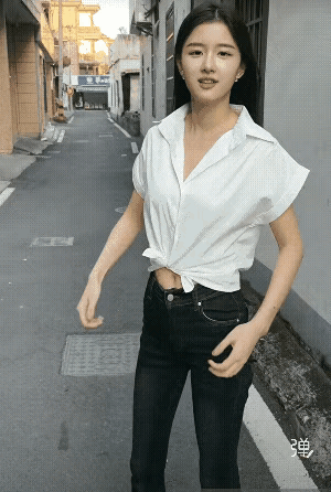 活力满满的小姑娘，适合做女朋友[比心]