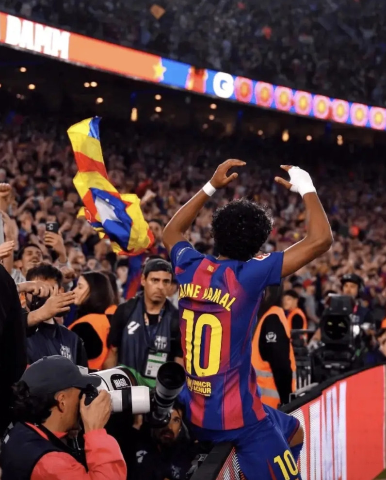 五大联赛虽未结束，但已经“没啥意思了”！原因如下：德甲——还剩5轮，拜仁领先