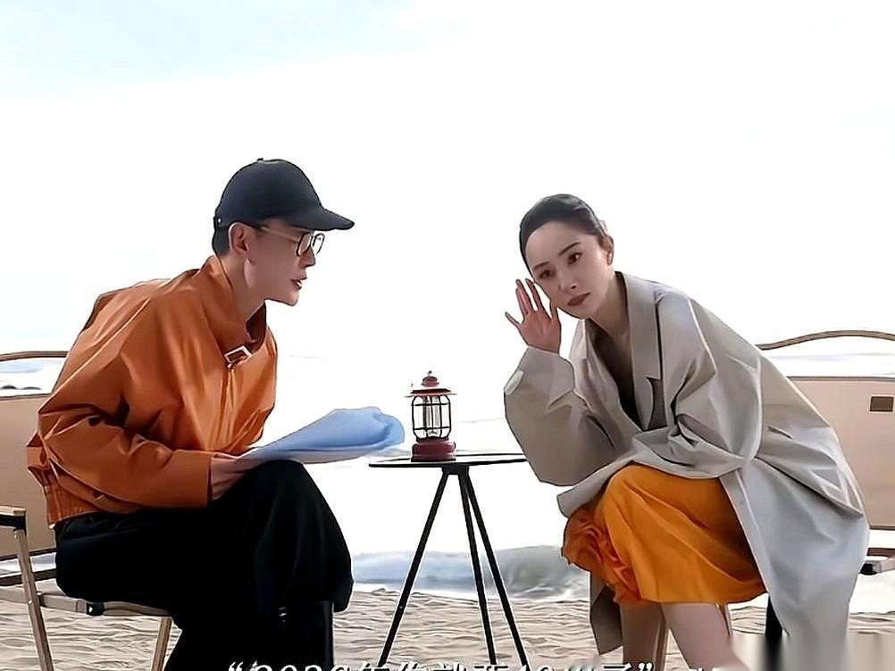 好家伙，刷到一个采访，说杨幂2026年就40了。我整个人被这句话钉在原地。四