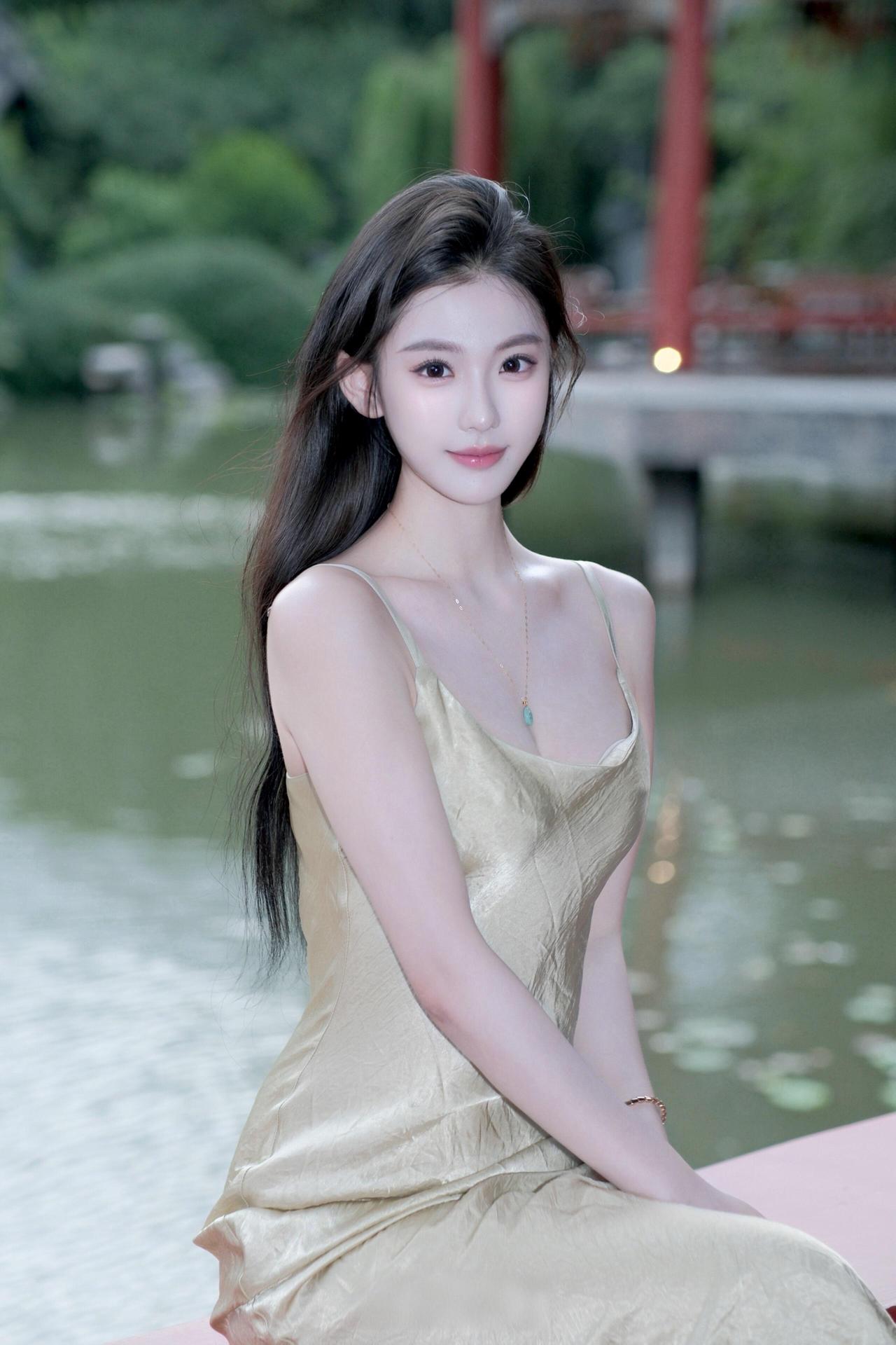 集圣上因善果日增🍀好好修容貌会变，身姿会变，磁场会变，命运也会变。万法