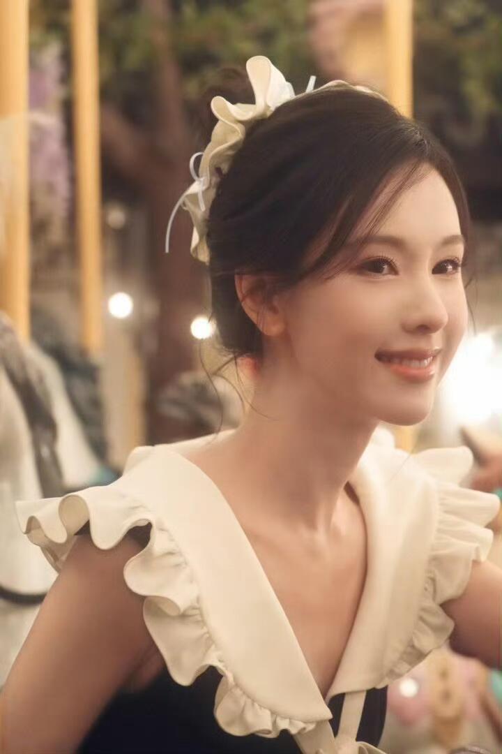 审美积累｜陈都灵：看得出她是公主​​​