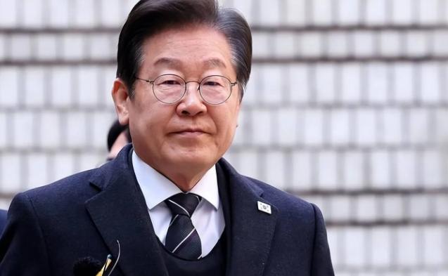 4月6日，就在今天，韩国总统李在明居然给朝鲜道歉了！这一表态是李在明在青瓦台