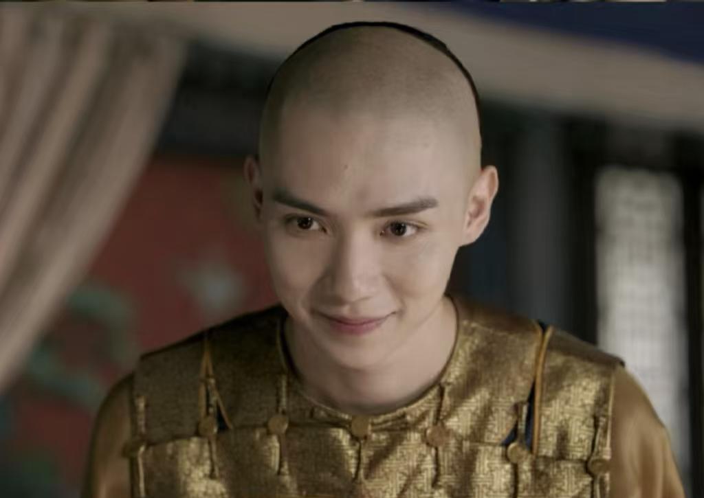 《大生意人》原著，李钦侵犯了常玉儿，还写信告诉了古母。原著中，李钦在生意