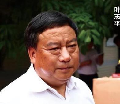 2008年汶川大地震之后，四川安县桑枣中学的校长叶志平，因为在地震前的数年时间里