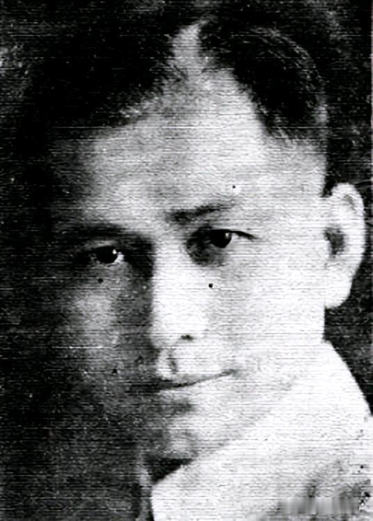 1945年，大汉奸缪斌被关进了军统看守所，结果却比谁都神气，住着看守所所长的办公