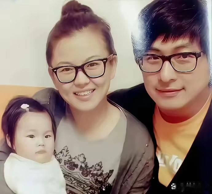 王诗龄小时候不好看，现在妥妥的大美人。​​​