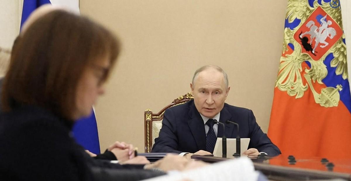 2025年第一季度，俄罗斯的GDP增速像断了线的风筝，从去年末的4.5%直接跌到