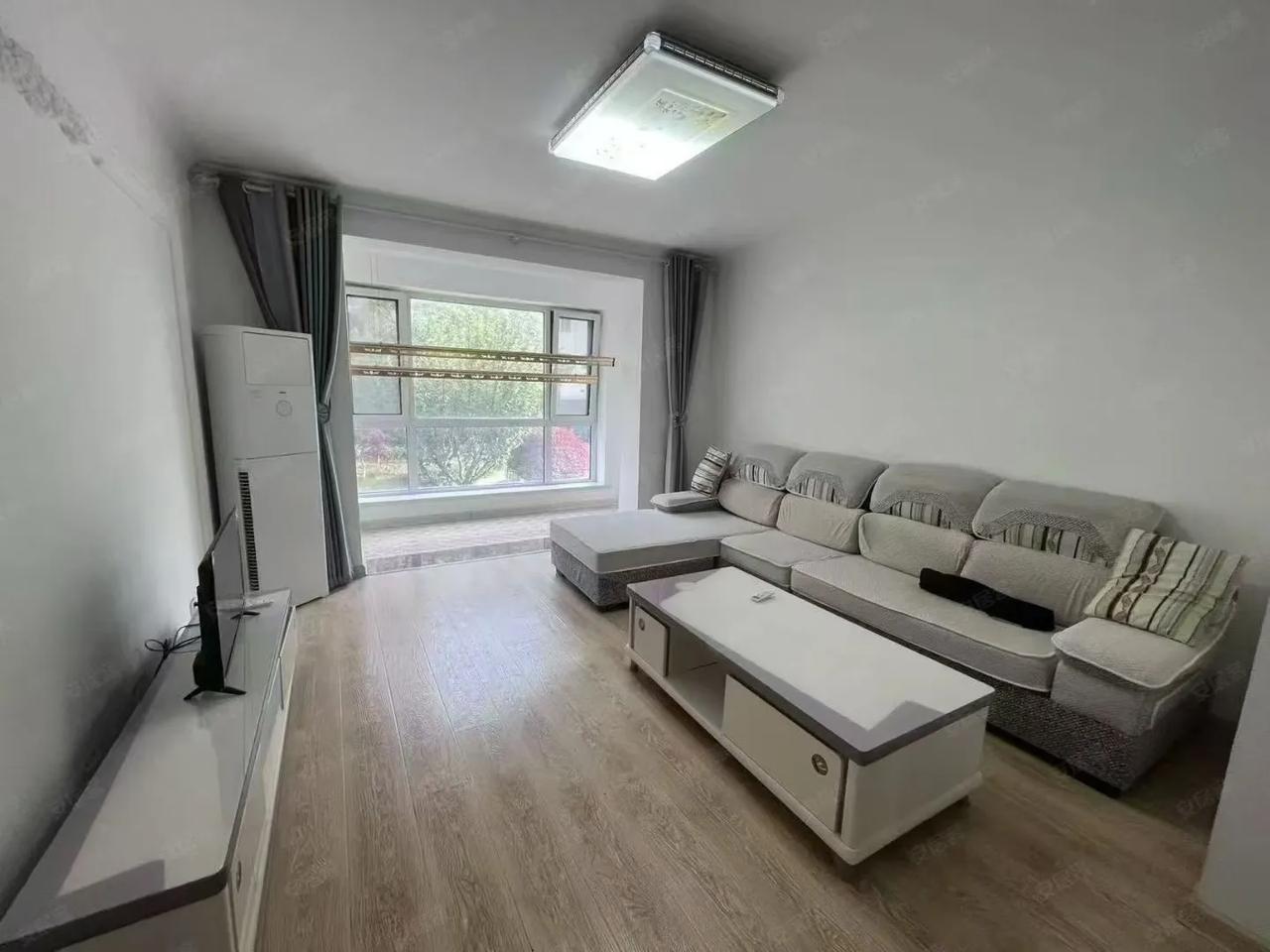 第一印象真的太重要了！前两天刚认识的朋友，直接把家里亲戚买房的事交给我，这份信