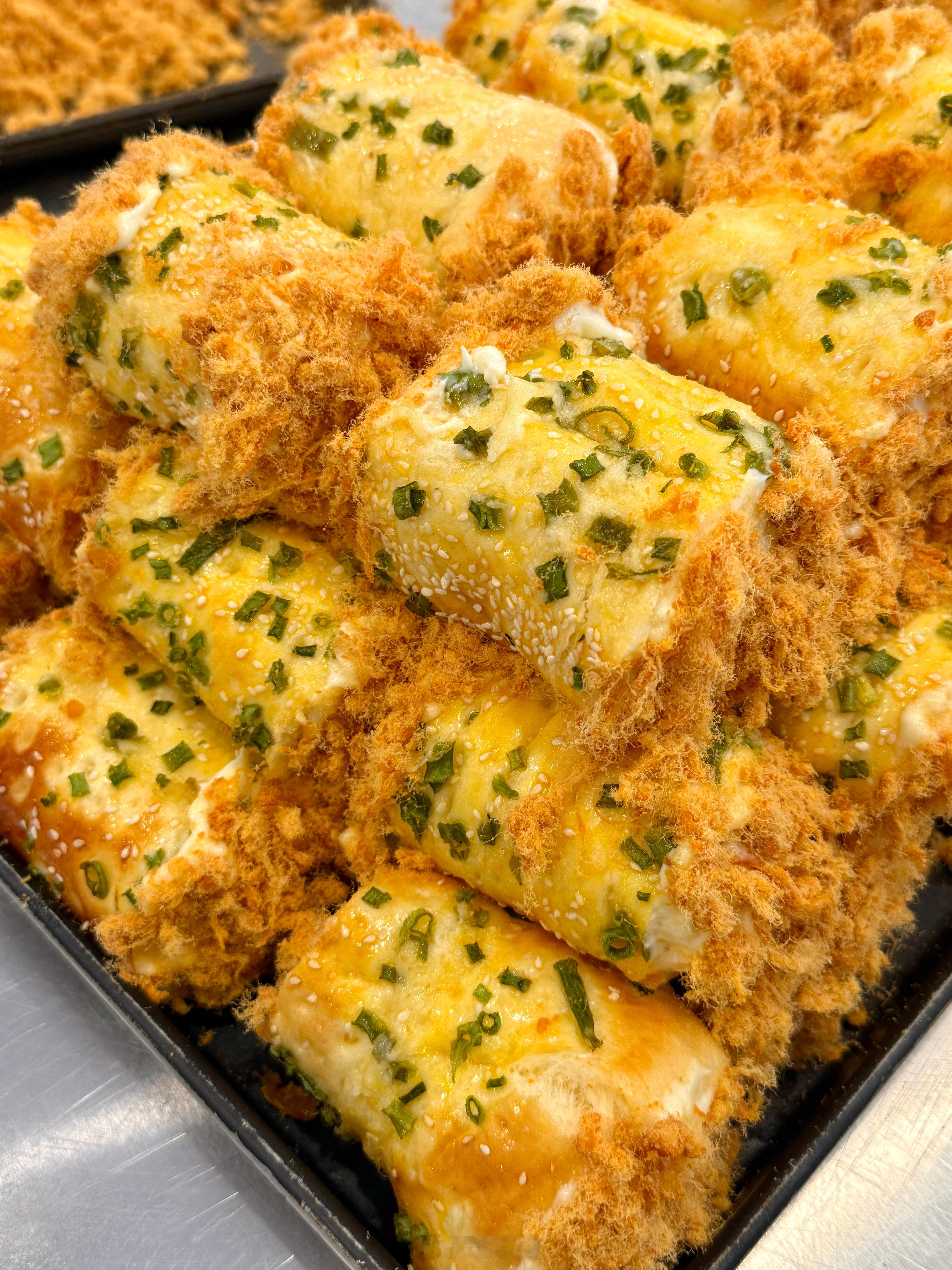 淹没在肉松面包的海洋里