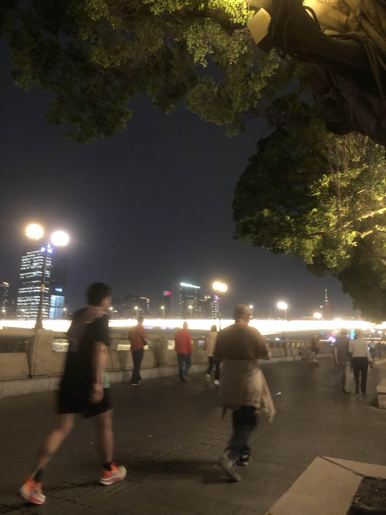 活了这些年，最通透的几个道理活到现在才慢慢明白，人生哪有那么多一帆风顺，大多