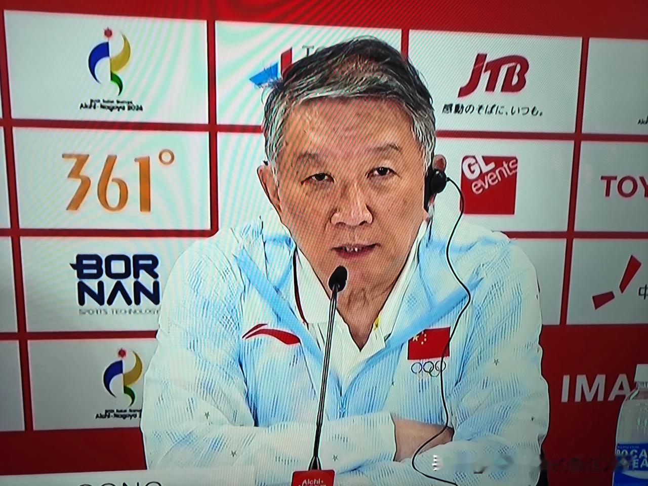 中国女篮110比41大胜印尼女篮，小组赛取得了两场酣畅淋漓的大胜。赛后王思雨和主