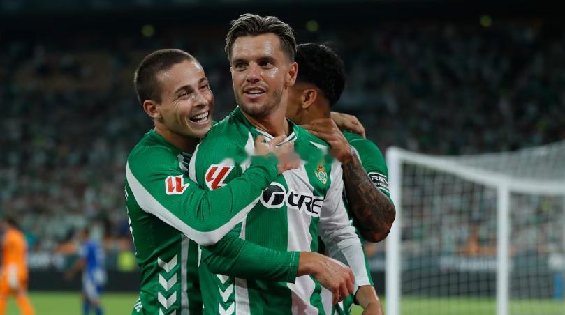 据西媒报道，迈阿密国际已意识到，留住阿根廷边锋阿连德的可能性越来越小，因此俱乐部