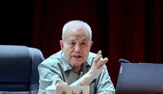 国外军事专家说，若美俄打起来，全球会有50亿人死亡。但如果美国和中国爆发核战情况