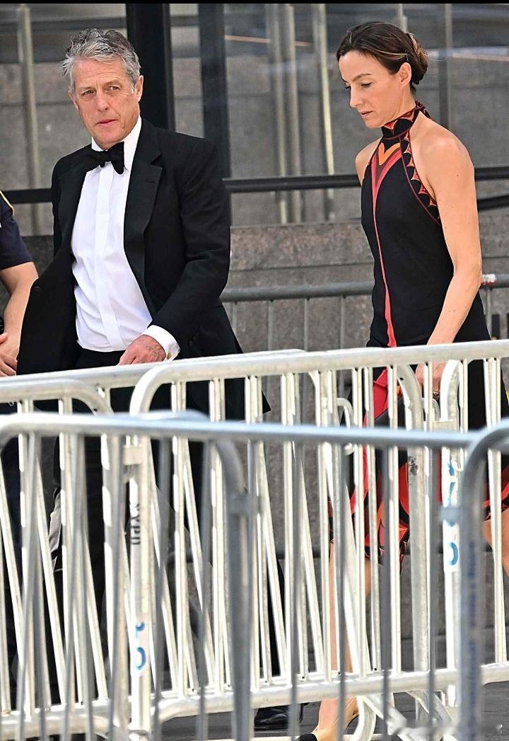 霉霉婚礼嘉宾造型不只是婚礼，更是老友记与音乐节，婚礼现场不仅是仪式，更是一场集结