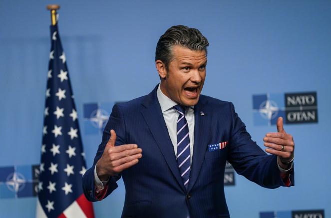 美防长狂言引全球热议：特朗普成为世界恩人？盟友集体冷眼，欧洲划清界限