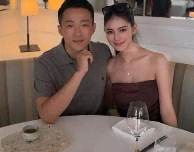 汪小菲正面回应珠宝话题，称自己更在乎孩子感受，S妈发文找人陪。自从大S离世之后，