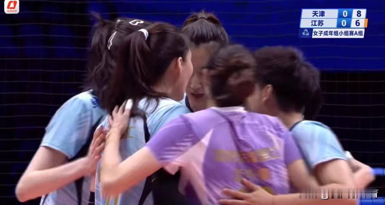 天津女排状态回暖了，淘汰赛请各球队小心！注意⚠️李盈莹的进攻比昨天还要猛，后三进