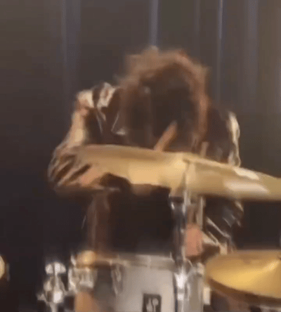 这就是上次拍杂志出的表情包，果果们喜欢吗？估计又要更新表情包库了吧