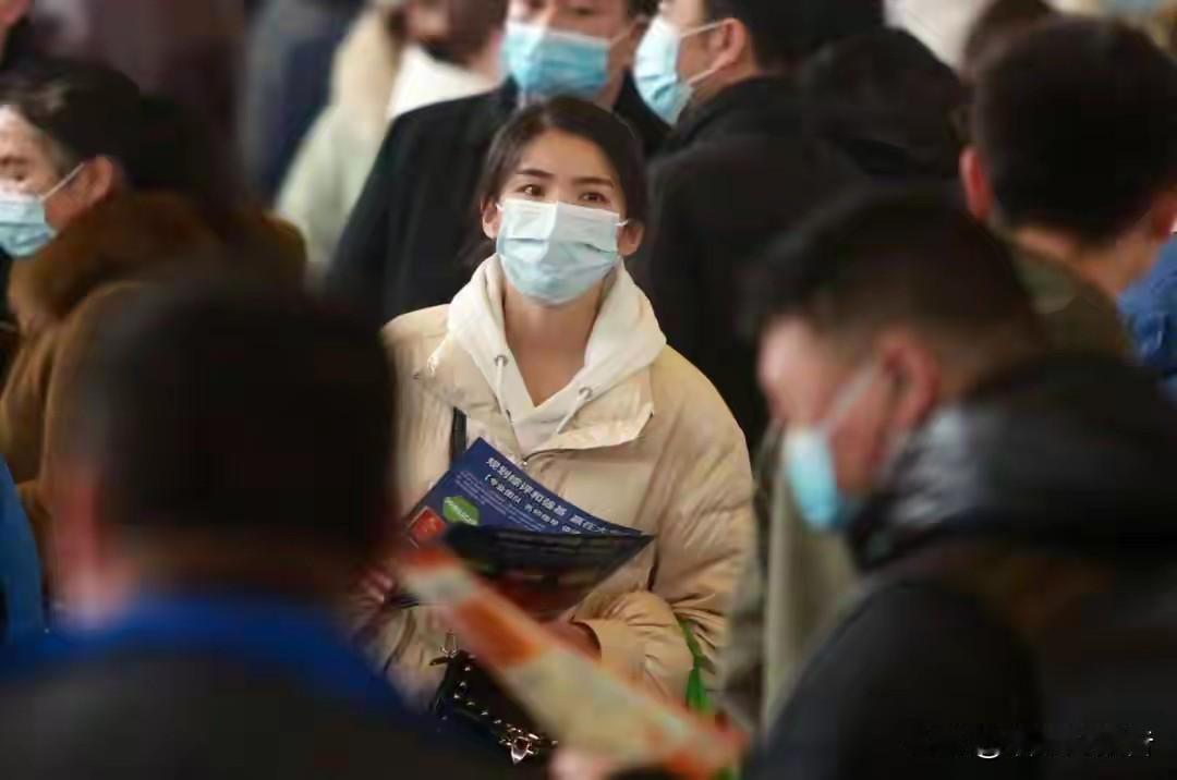 五十万，在上海是活着，在杭州是翻身？年薪五十万，税后到手三十五六万。搁二线城