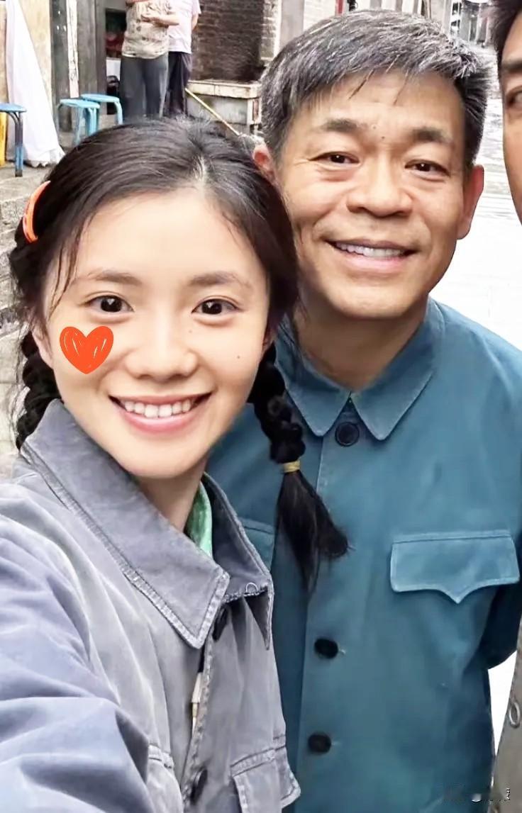 孙浩第一次和刘浩存合作，在采访里他一点没绕弯子，直接说了大实话：刘浩存在私下里，