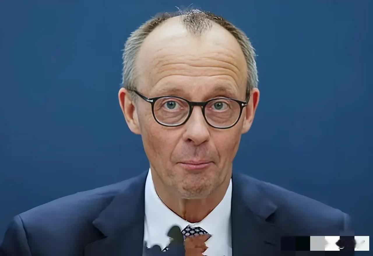 最新消息！德国秘密撤离格陵兰岛2026年1月18日，德国15名军事人员突然秘