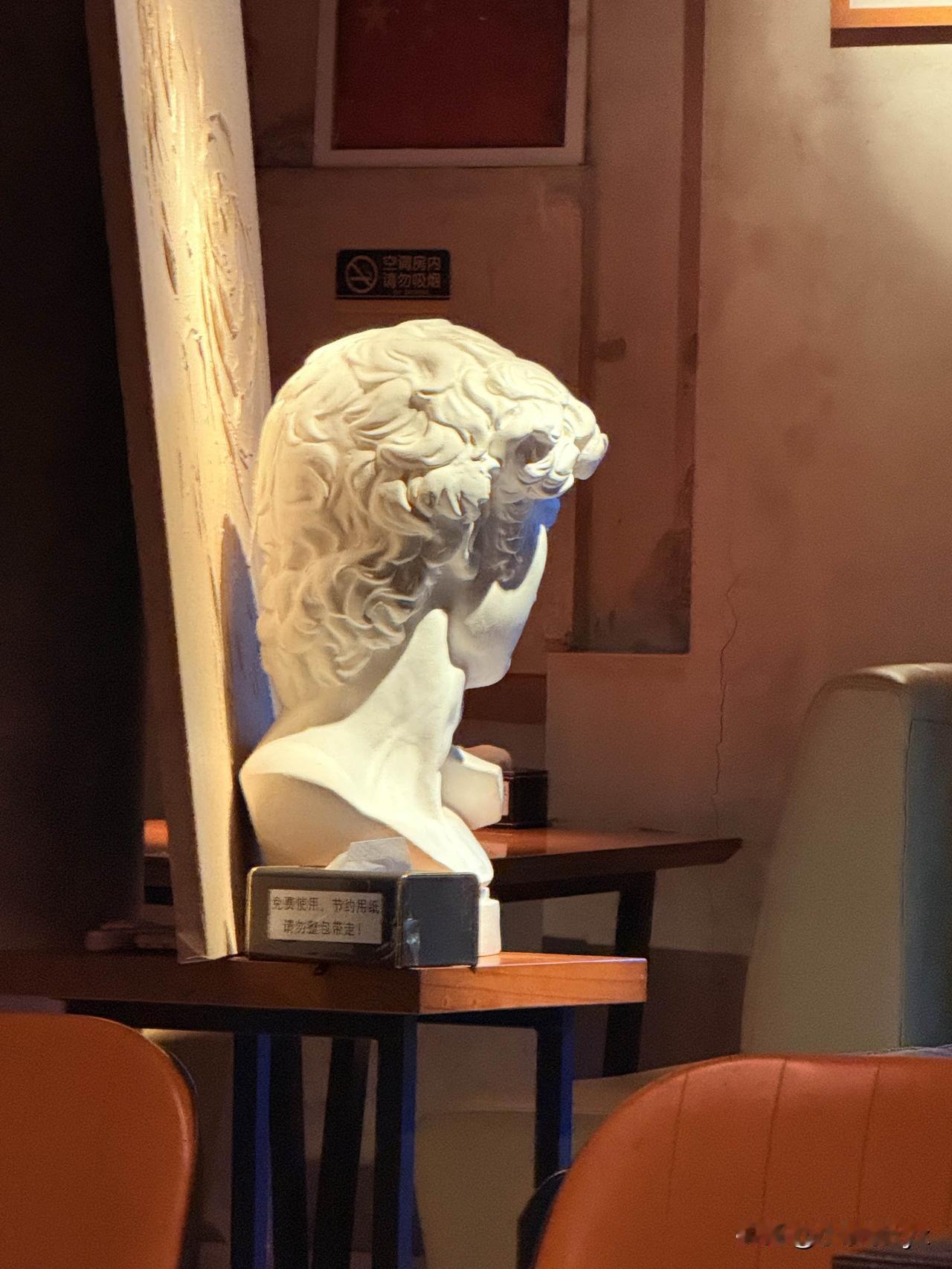 我足足有一个星期没有点开头条写小作文了！最近半个月每天上班都很累，已经累的忘了