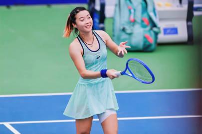 🎾2026中网资格赛即时战报持外卡出战的🇨🇳王嘉怡以6-2、7-5击败?