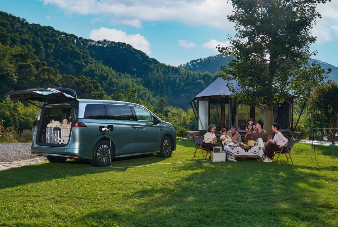 比亚迪王朝网官宣:2026款比亚迪夏11月4日上市!改款诚意挺足啊:1、纯电