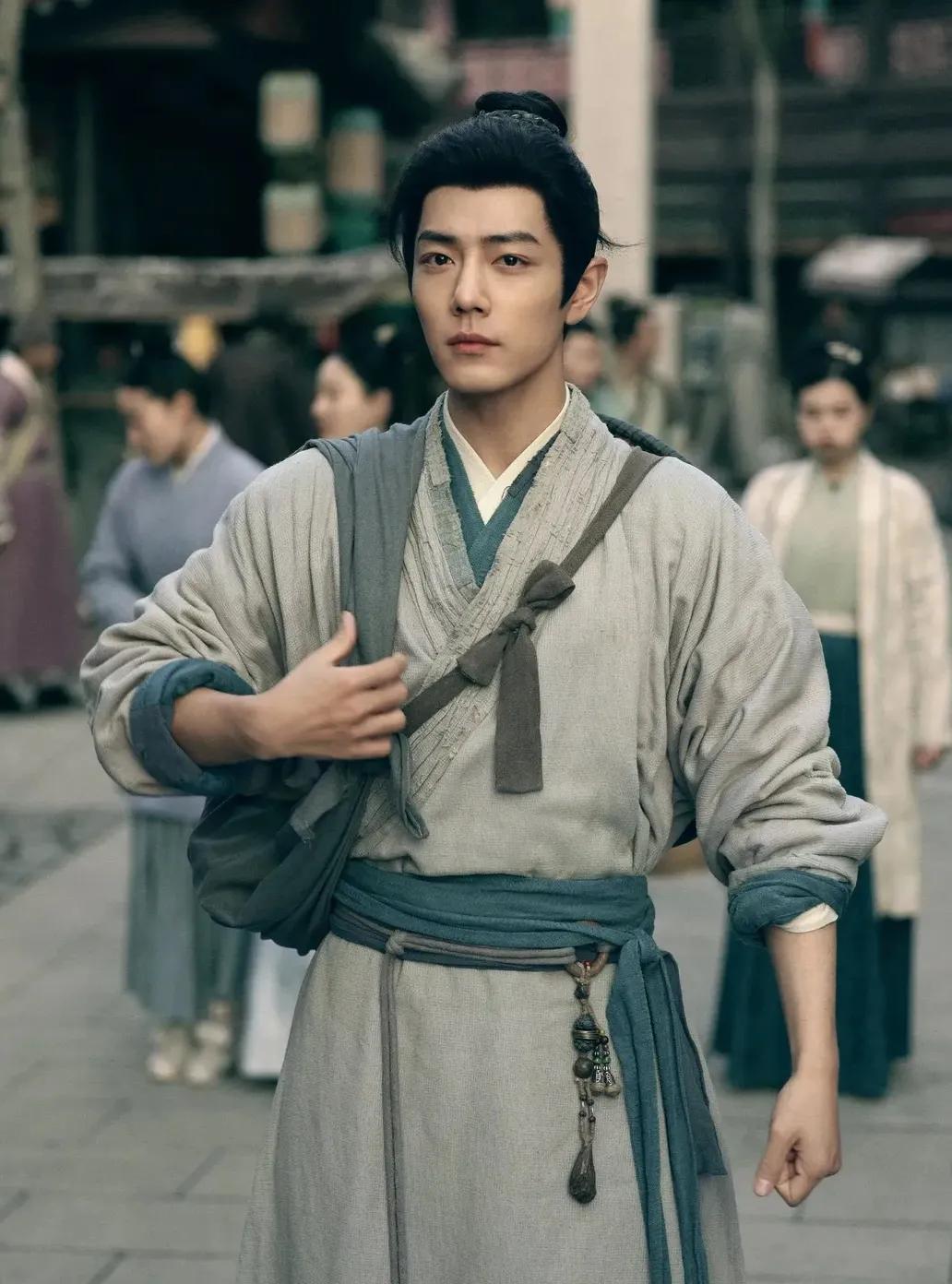 特地看了《藏海》，真的要把我笑死了，肖战演的男主角是真的听妈妈话，他妈妈让他